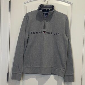 Tommy Hilfiger Heather Gray Logo Quarter Zip Pullover